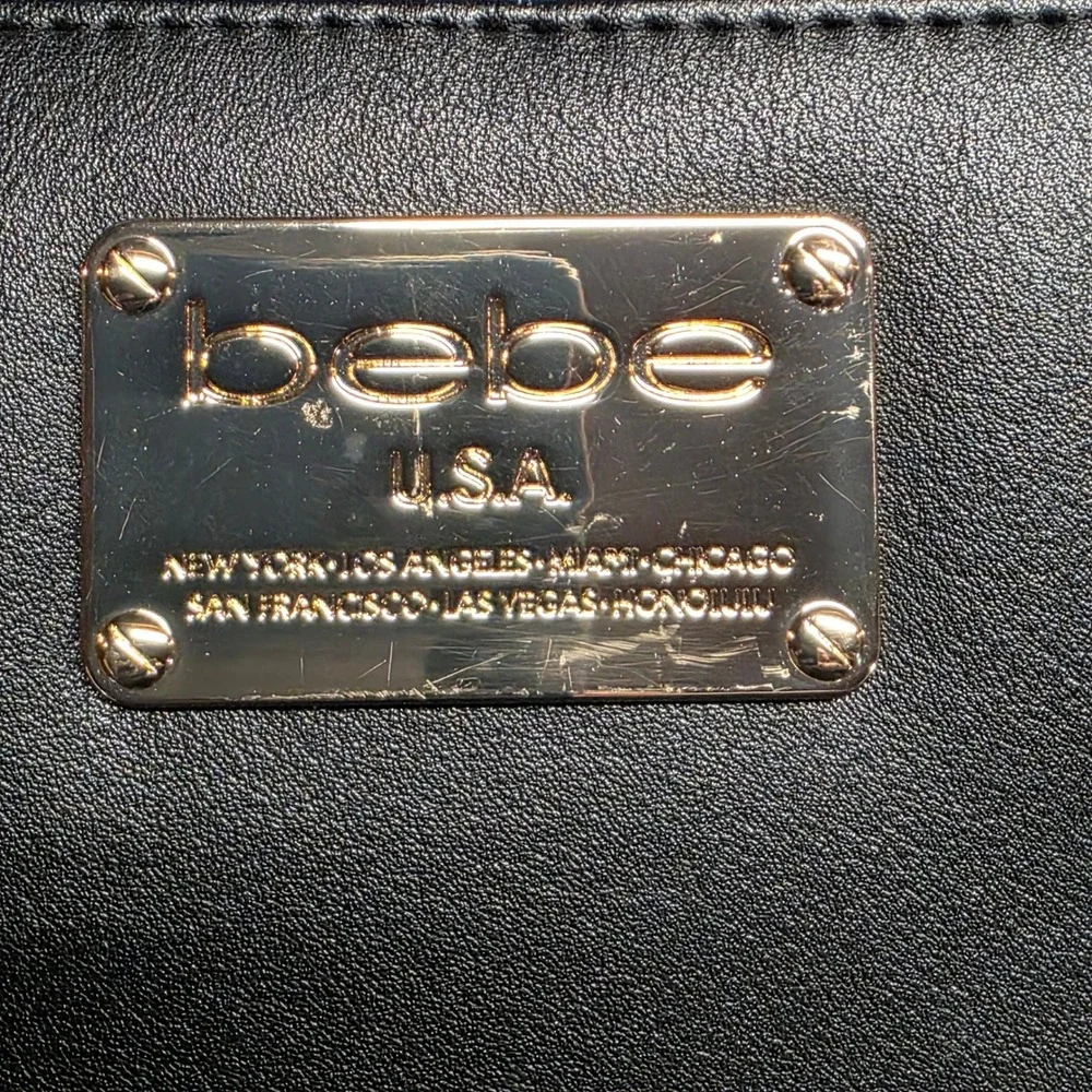Bebe USA Black Leather‎ Zip Around Wallet Coin Purse Card Holder NWT